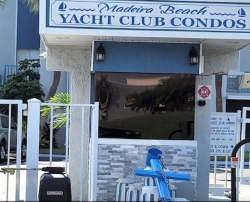 Yacht Club front entrance